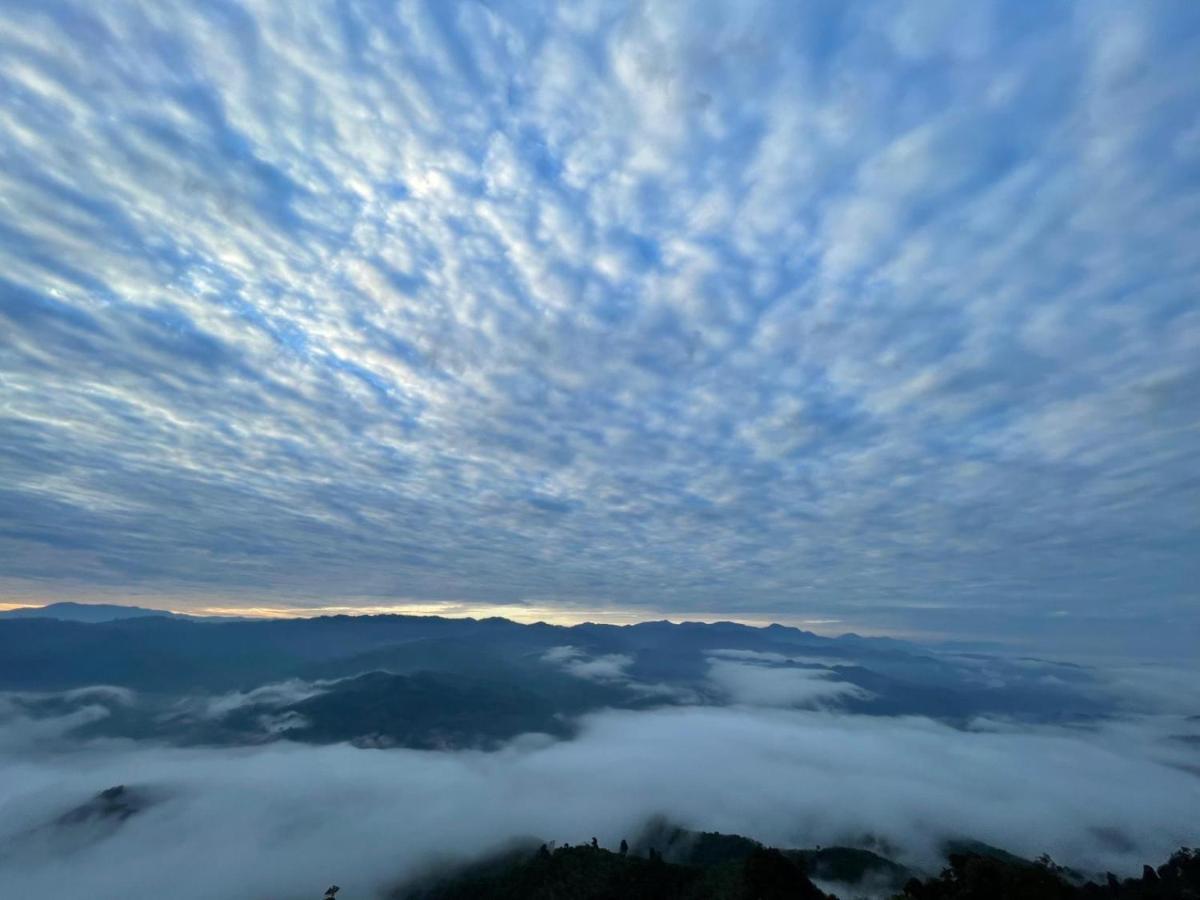 Hilltop Cloud View Genting Luxury Suite Genting Highlands Exterior foto