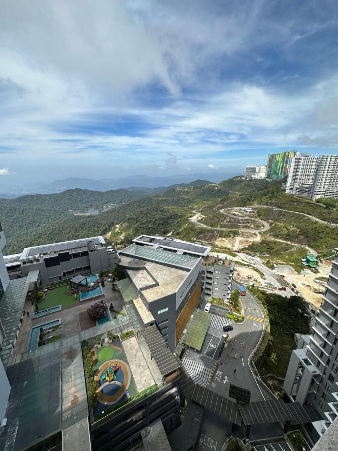 Hilltop Cloud View Genting Luxury Suite Genting Highlands Exterior foto